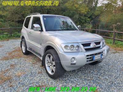 Mitsubishi Pajero 3.2 16V DI-D 3p. GLS2 Argento usata COSSATO