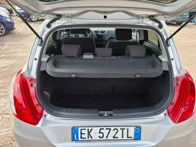 Suzuki Swift 5 porte - 2012 Grigio usata ANDRIA