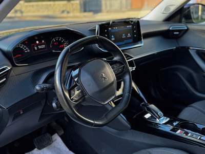 Peugeot 2008 S&S EAT8 Allure Grigio usata SOMMA VESUVIANA