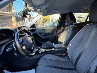 Peugeot 2008 S&S EAT8 Allure Grigio usata SOMMA VESUVIANA