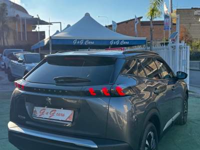 Peugeot 2008 S&S EAT8 Allure Grigio usata SOMMA VESUVIANA