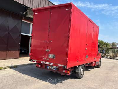 Peugeot Boxer Peugeot Boxer 435 L4 BlueHDi 140 FURGONE Cabinato Rosso usata Latina