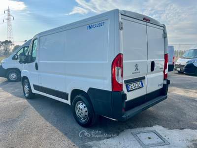 Peugeot Boxer PEUGEOT BOXER 2.2 BlueHDi 140 CV S&S L1H1 FURGONE ISOTERMICO Bianco usata Latina