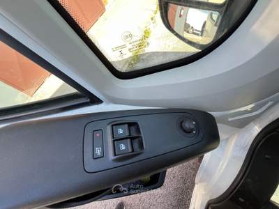 Citroen Jumper Jumper Furgone 33 L2H1 Blue Hdi 140 S&S FURGONE Bianco usata Latina