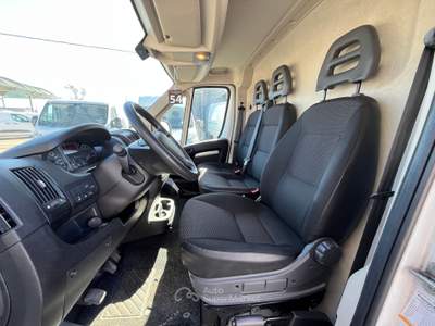 Citroen Jumper Jumper Furgone 33 L2H1 Blue Hdi 140 S&S FURGONE Bianco usata Latina