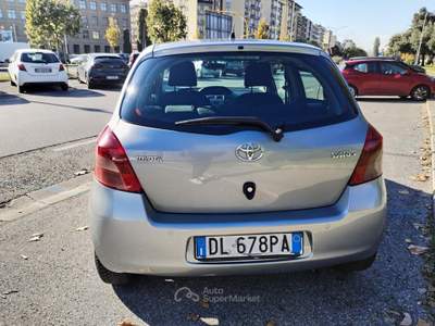 Toyota Yaris GOMMATA, IGENIZZATA TAGLIANDO PRE-CONSEGNA Grigio usata FIRENZE