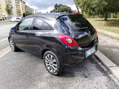 Opel Corsa uniproprietario cronologia tagliandi opel completa Nero usata FIRENZE