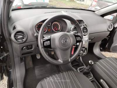 Opel Corsa uniproprietario cronologia tagliandi opel completa Nero usata FIRENZE