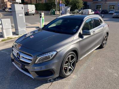 Mercedes-Benz Classe A Mercedes-Benz GLA-Class GLA 200 D AMG Line #7807 Nero usata Bastia Umbra
