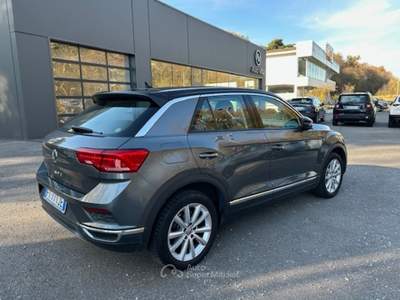 Volkswagen T-Roc t roc style Grigio usata Beregazzo con Figliaro