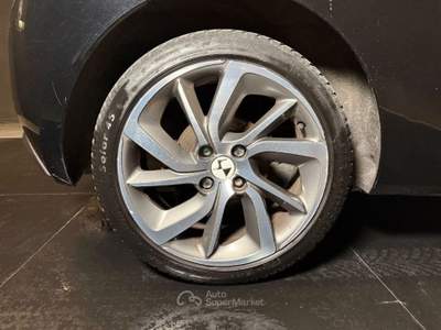 DS Automobiles DS 3 PureTech 110 S&S Sport Chic Bianco usata Bastia Umbra