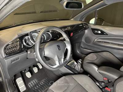 DS Automobiles DS 3 PureTech 110 S&S Sport Chic Bianco usata Bastia Umbra