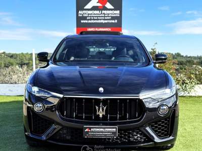Maserati Levante 2.0 MHEV 330cv AWD GT (Tetto/Pelle/APP/Led) Nero usata Castellaneta
