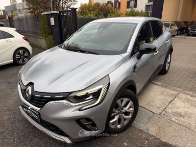 Renault Captur Captur Plug-in Hybrid E-Tech 160 CV Argento usata Alessandria