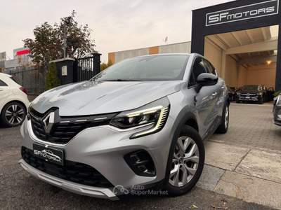 Renault Captur Captur Plug-in Hybrid E-Tech 160 CV Argento usata Alessandria