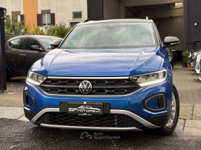 Volkswagen T-Roc T-Roc 1.0 TSI Style Bicolor Blu/Azzurro usata Alessandria