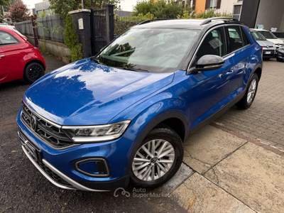 Volkswagen T-Roc T-Roc 1.0 TSI Style Bicolor Blu/Azzurro usata Alessandria