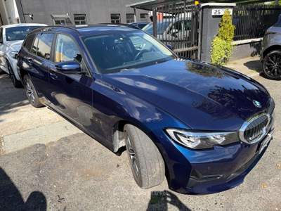 BMW Serie 3 318d 318 318d 48V Touring sport Blu/Azzurro usata Alessandria