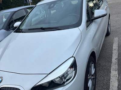 BMW Serie 2 Active Tourer 218d privato Bianco usata Bracigliano
