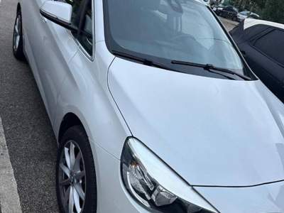 BMW Serie 2 Active Tourer 218d privato Bianco usata Bracigliano