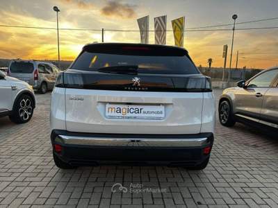 Peugeot 3008 BlueHDi 130 EAT8 S&S Allure Bianco usata Alessano