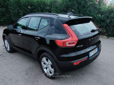 Volvo XC40 Tenuta sempre in box, cambio automatico perfetta Nero usata Molfetta