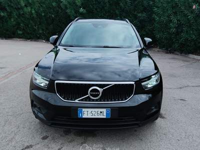 Volvo XC40 Tenuta sempre in box, cambio automatico perfetta Nero usata Molfetta