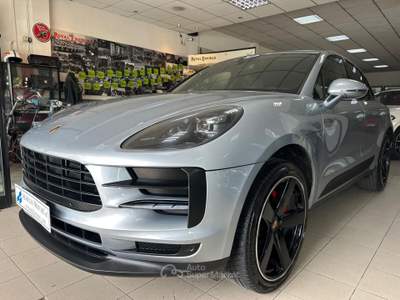 Porsche Macan 2.0 PDK FULL FULL OPT SEMPRE TAGLIANDATA PERFETTA!!!!!!! Argento usata Viareggio