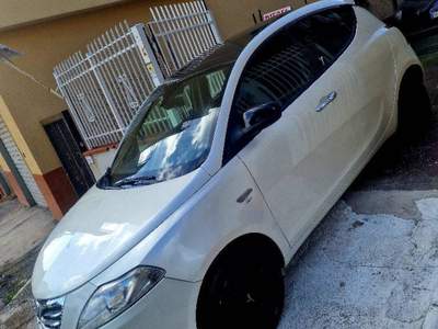Lancia Ypsilon lancia y Bianco usata Montecorvino Rovella