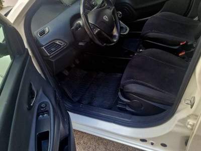 Lancia Ypsilon lancia y Bianco usata Montecorvino Rovella