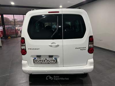 Peugeot Partner Tepee MIX 1.6 HDI AUTOCARRO 5 POSTI Bianco usata Atena lucana