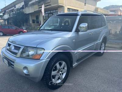 Mitsubishi Pajero 7 posti Argento usata RUFINA