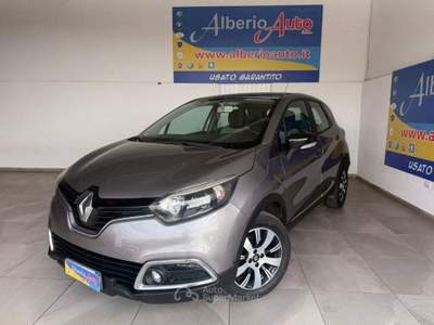 Renault Captur dCi 8V 90 CV Start&Stop Energy Life Grigio usata ADRANO Renault Captur dCi 8V 90 CV Start&Stop Energy Life Grigio usata ADRANO
