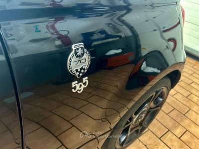 Abarth 595 1.4 Turbo T-Jet 165 CV Turismo 70°Anniversario Nero usata Melegnano
