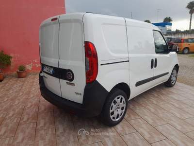 Fiat Doblò 1.4 T-Jet Natural Power Lounge usata Caprarica di Lecce