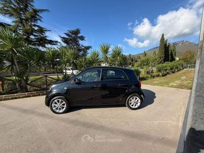 Smart ForFour 70 1.0 Passion Nero usata Campagna