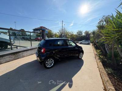 Smart ForFour 70 1.0 Passion Nero usata Campagna