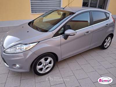 Ford Fiesta 1.4 TDCI Titanium 5p Argento usata Manfredonia