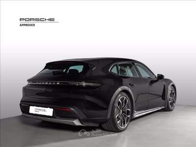 Porsche Taycan Cross Turismo 4 Performance Battery Plus Nero usata Cava Manara