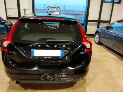 Volvo V60 AUTO BELLISSIMA CON POCHI KM CAMBIO AUTOMATICO Nero usata Molfetta