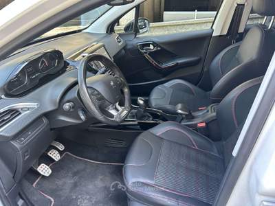 Peugeot 2008 1.2 puretech t Gt Line s&s 110cv Bianco usata Lumezzane