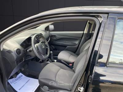 Mitsubishi Space Star 1.0 GPL bi-fuel Funky Nero usata Napoli
