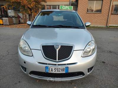 Lancia Ypsilon OK NEOPATENTATI, FRIZIONE NUOVA, GPL SCADENZA 2028 Argento usata Reggio nell'Emilia
