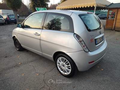 Lancia Ypsilon OK NEOPATENTATI, FRIZIONE NUOVA, GPL SCADENZA 2028 Argento usata Reggio nell'Emilia