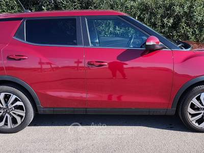SsangYong Tivoli SUPER ACCESSORIATA UNICO PROPRIETARIO STUPENDA Rosso usata Molfetta