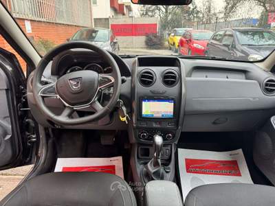 Dacia Duster 1.5 dci 109cv Laureate 4x2 Nero usata Cernusco sul Naviglio