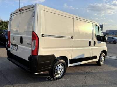 Peugeot Boxer 330 2.2 BlueHDi 140 S&S PC-TN Furgone Bianco usata Medesano