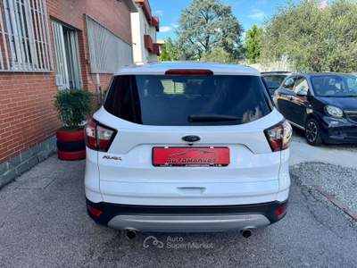 Ford Kuga 1.5 tdci 120cv Titanium Powershift Bianco usata Cernusco sul Naviglio