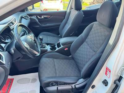 Nissan Qashqai 1.6 dci Acenta 4wd 130cv E6 Bianco usata Cernusco sul Naviglio
