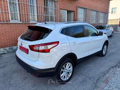 Nissan Qashqai 1.6 dci Acenta 4wd 130cv E6 Bianco usata Cernusco sul Naviglio